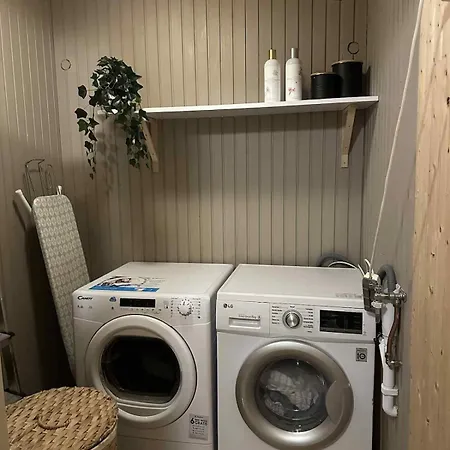I I Vakre Skivika, Gratis Parkering Og Rolige Omgivelser Naert Sentrum Appartement *